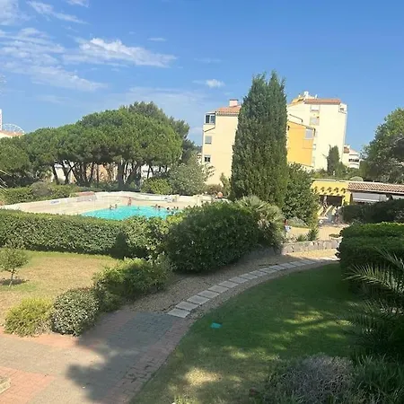T2 Climatise A 2 Min Du Mole Avec Balcon Et Piscine * Agde