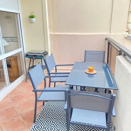 T2 Climatise A 2 Min Du Mole Avec Balcon Et Piscine