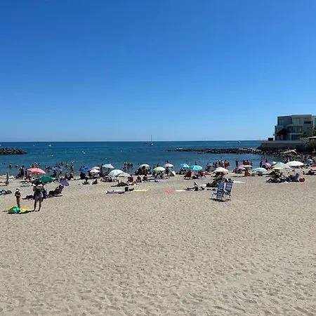 T2 Climatise A 2 Min Du Mole Avec Balcon Et Piscine * Agde