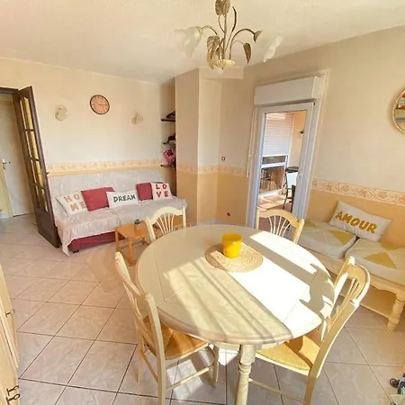 Apartmán T2 Climatise A 2 Min Du Mole Avec Balcon Et Piscine